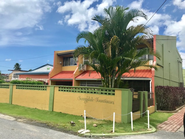 SUNNYDALE TOWNHOUSE FOR SALE- GREAT PRICE AND LOCATION- TT$1.45M ONO