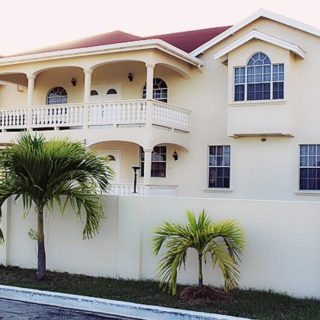 Barbados Luxurious fully furnished house for rent $512USD per night