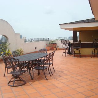 EXECUTIVE – 3 BEDROOM, 2 BATHROOM FULLY FURNISHED AND EQUIPPED APARTMENT LOCATED IN ST. CLAIR