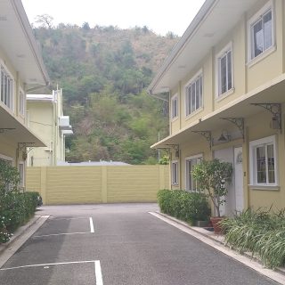 ELLYSEES COURT, MARAVAL – FOR RENT