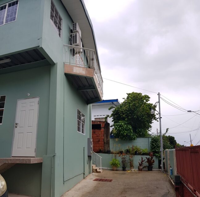 🏡Diego Martin building comprising of 2 residential upper floor apartments and hub for commercial practice AVAILABLE for SALE🏡