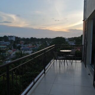 Move in ready 1 bedroom studio with balcony, East Hill, Cascade