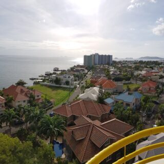 9th Floor 3 bedrooms, 3 baths The Towers Apartment for RENT!
