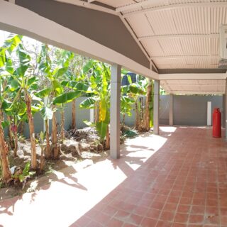 Stand alone, 3 bedrooms, 2 baths, Tacarigua house for rent.