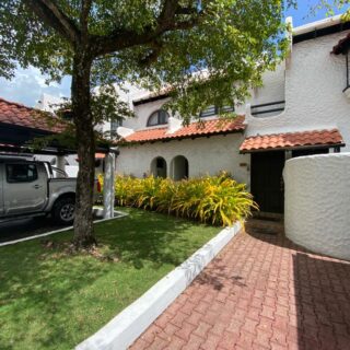Spanish Court 3 bedroom Townhouse for Rent