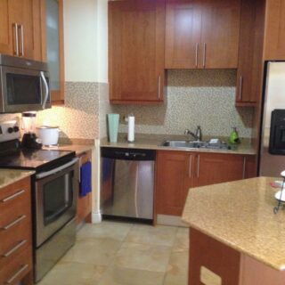 Cozy One Woodbrook Place Apartment 3 Bed 2.5 Bath