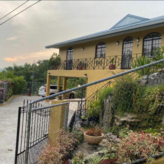 House For Rent in St. Ann’s