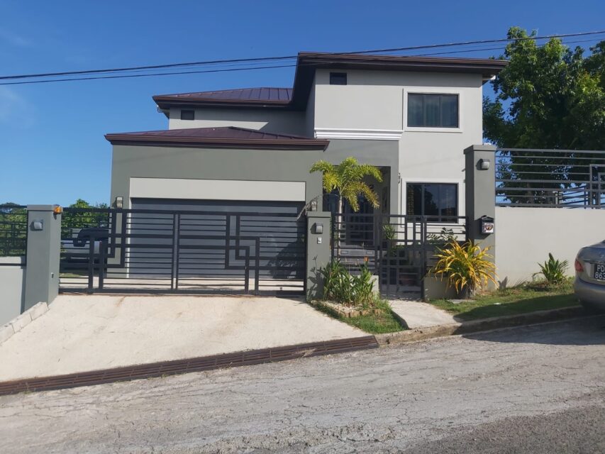 EXECUTIVE HOME FOR SALE IN PHILLIPINE
