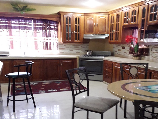 ST. AUGUSTINE – EXECUTIVE FURNISHED 1BR GF APARTMENT – $5500.00