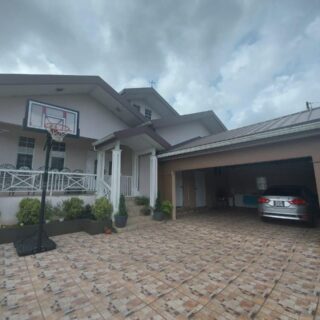 House for Rent in Hillview Gardens, Avocat