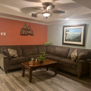 3 BEDROOM, 2 AND 1/2 BATHROOM TOTALLY UPGRADED END UNIT TOWNHOUSE LOCATED IN THE MEADOWS-LONG CIRCULAR-POS