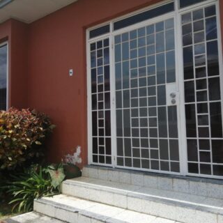 Office building for rent in Woodbrook