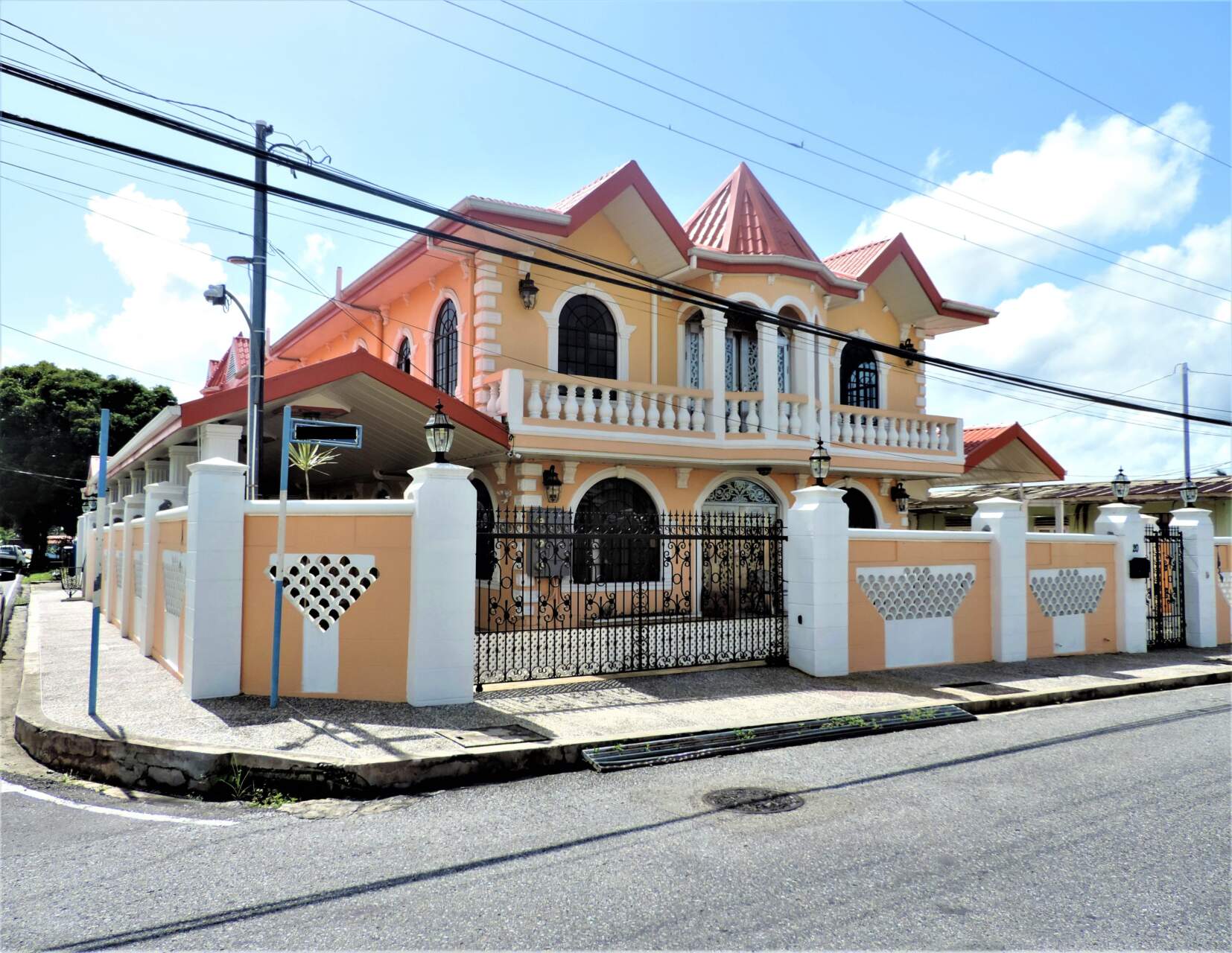 Attractive Two Bedroom One Bath Unfurnished Apartment For Rent Arima