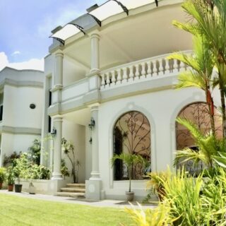 STUNNING MOVE IN READY ANDALUSIA, MARAVAL HOME FOR SALE
