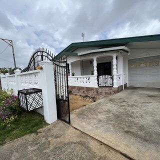 2 Bedroom House with additional 1 Bedroom Annex FOR SALE D’abadie