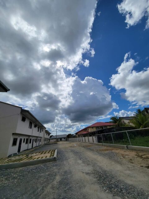 3 bedrooms, 2.5 baths, Open Plan THs. Factory Road Ext, Piarco