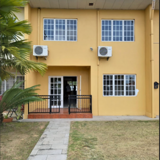 3  BEDROOM TOWNHOUSE FOR SALE CLAXTON BAY