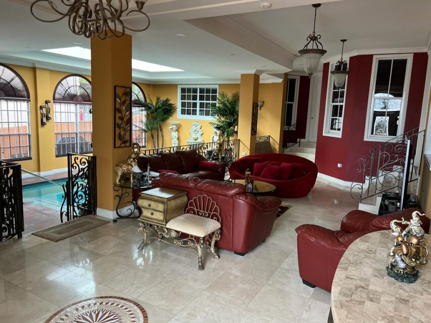4 BEDROOM HOUSE WITH HEATED INDOOR POOL FOR SALE BEL AIR
