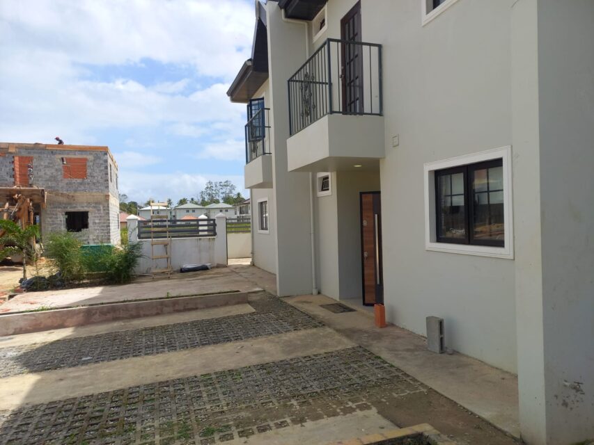 TOWNHOUSE for SALE – Innocent Manor, Boycato