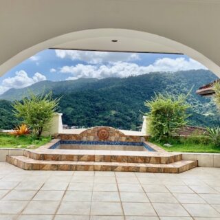 THE SUMMIT, MOKA, MARAVAL FOR SALE OR RENT