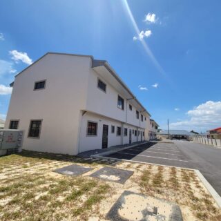 3 bedrooms, 2.5 baths, Open Plan THs. Factory Road Ext, Piarco
