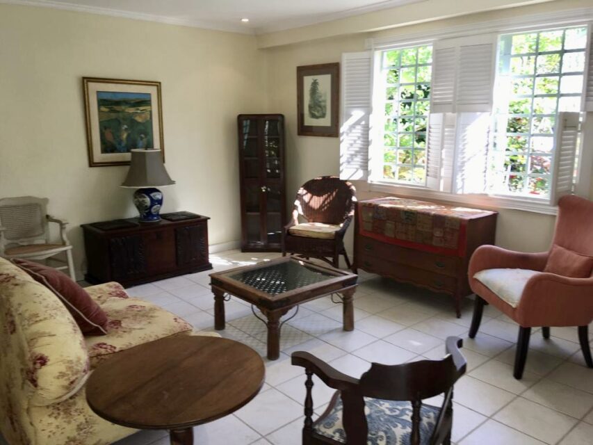 Carnival rental- 2 bedroom, 1 bathroom fully furnished apartment located in Moka, Maraval.