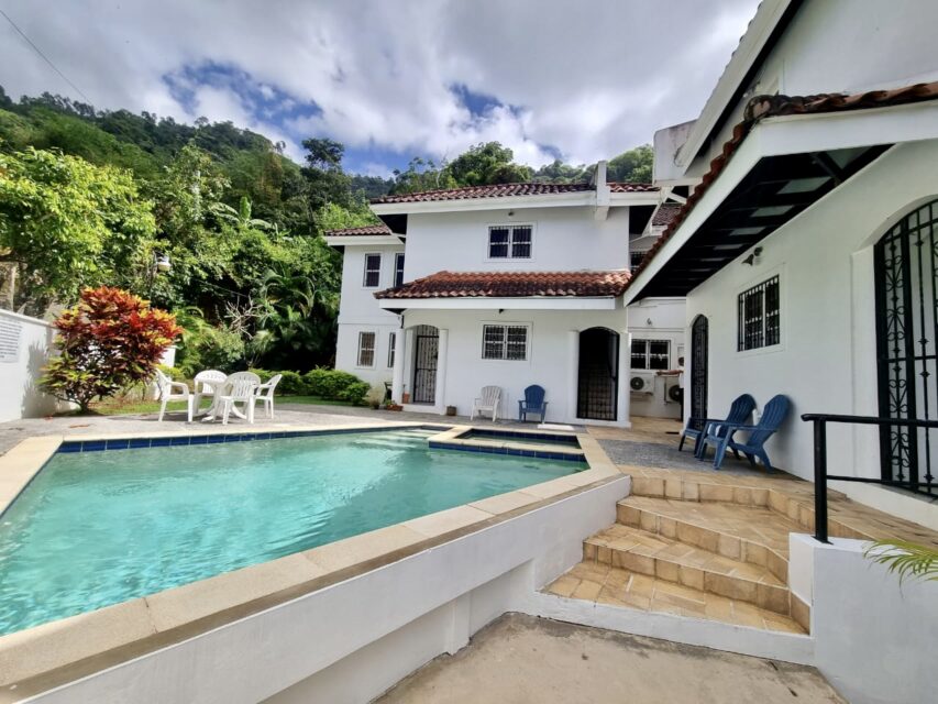 💫 For Sale – WELCOME HOME TO CASABELLA VISTA💫  📍This cozy un-furnished GROUND FLOOR two bedroom apartment is located in this alluring small gated compound consisting of 8 units nestled in the Maraval Valley!