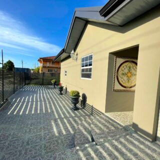 3 BEDROOM HOUSE FOR SALE DOW VILLAGE