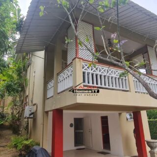 Cascade Main Road – Tri-level townhouse for Sale