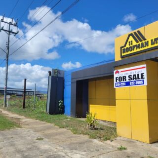 Great DEAL! COMMERCIAL land for SALE or RENT in the O’meara Industrial Estate, Eteck Park.
