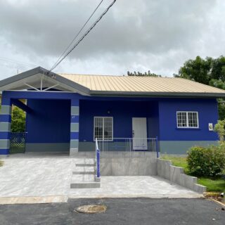 Lovely Tacarigua family home for sale.