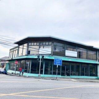 📍This Commercial Property is located on the Corner of Benares Street & Western Main Road St James! Perfect Location for your next business!