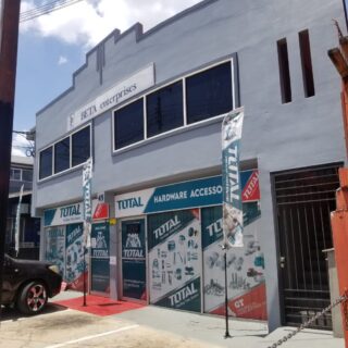 TRAGARETE ROAD, WOODBROOK – FIRST FLOOR COMMERCIAL SPACE FOR RENT. NEGOTIABLE.