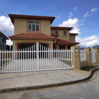 Attractive home in Premeir Gated Community in the North East