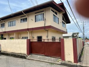 TUNAPUNA: Unfurnished 2 Bedroom Apartment for Rent
