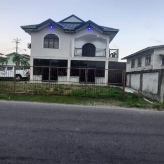South Oropouche Residential/Commercial Building for Rent