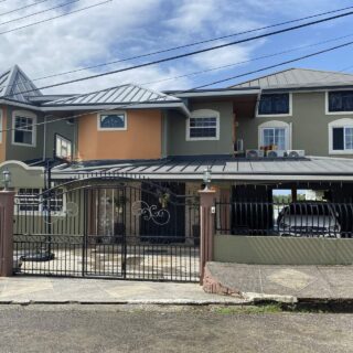 Gulf View Home 4 Beds, 4 En-Suite Baths, Pool, Personal Gym. 9.5M Negotiable
