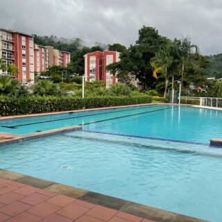 WEST HILLS: 2 Bedroom 2 Bath Unit for Sale