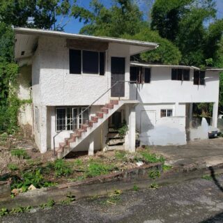 Maraval Gem: Ideal Location with Endless Potential!
