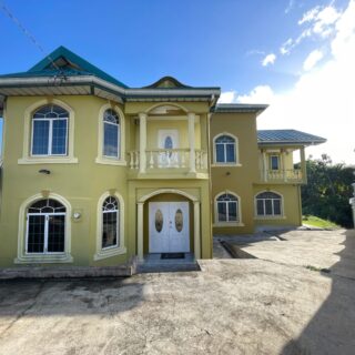 Cocoyea Scotland Drive Large House for Sale