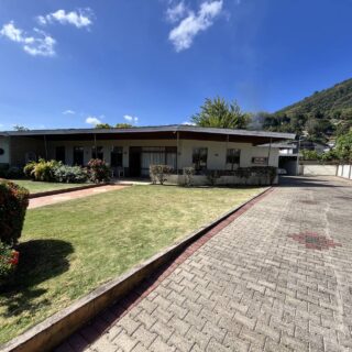 Diego Martin, Charles Avenue Spacious 5 Bedroom House for Sale