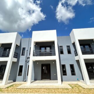 🏡 MODERN TOWNHOUSE 🏡  FOR SALE | Kelly Village, Piarco📍