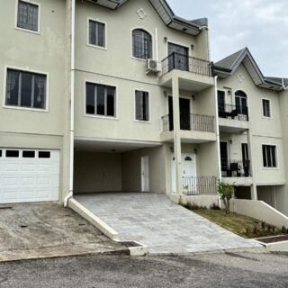 Petit Valley Hillcrest Manor Townhouse For Rent
