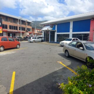 CUREPE JUNCTION – COMMERCIAL GF SPACE 1840SF WITH PARKING 10 VEHICLES $15,000