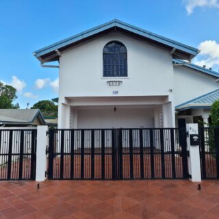 Lovely Home For Rent! A Classic Gem with Modern Flair 🏡  🌺 Location: Lange Park, Chaguanas 🌳