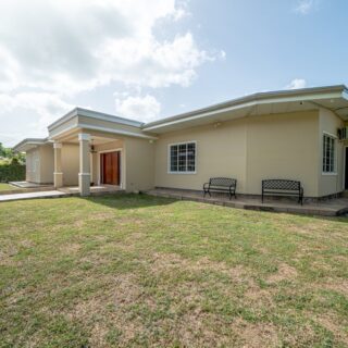 House For Rent – Cedar Avenue, Bayshore – $4000US