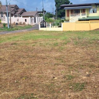 Hillview Gardens Avocat Land2 for Sale