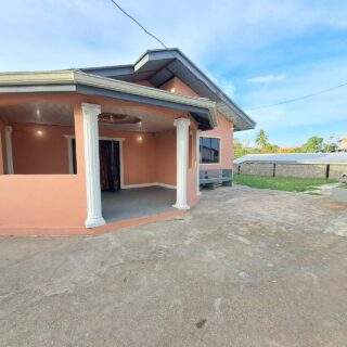 PENAL 3 BEDROOM 2 TOILET AND BATH HOUSE FOR SALE SITTING ON 34,842.78 SQ FT OF LAND