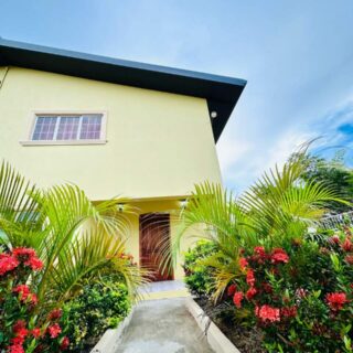 Townhouse for Sale Charlieville – 1.8M