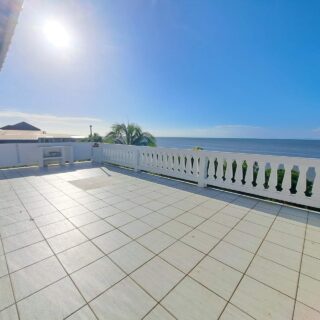 BELLVIEW SEA FRONT PROPERTY FOR SALE -6 BEDROOMS, 4 BATH